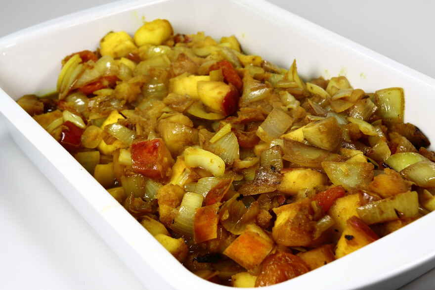 Koteletter i fad med karry og æbler ... klik for at komme tilbage