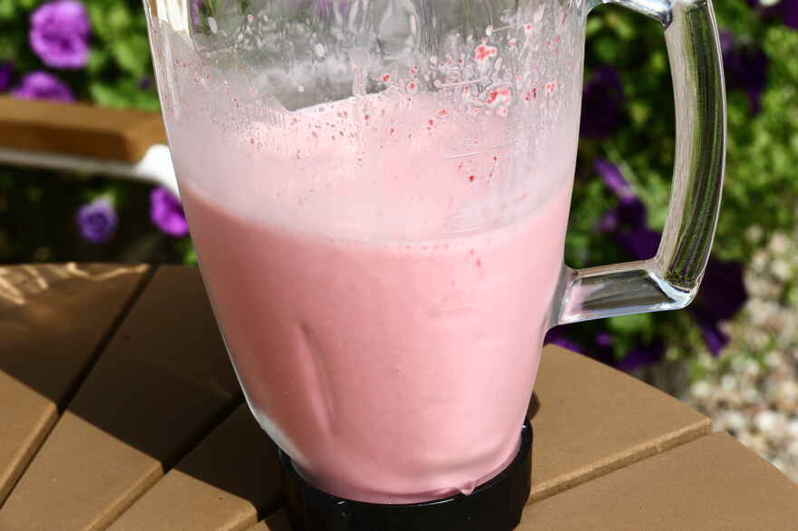 Blommesmoothie ... klik for at komme tilbage