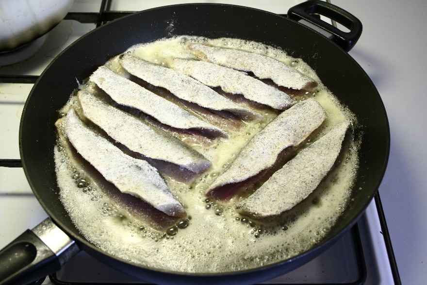Stegte sild med persillesovs ... klik for at komme tilbage