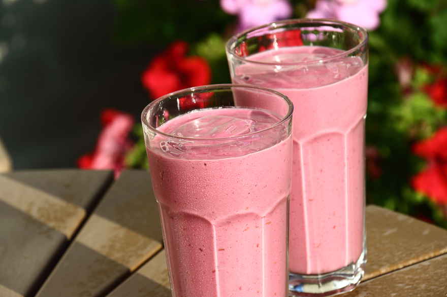 Hindbær smoothie 02 ... klik for at komme tilbage