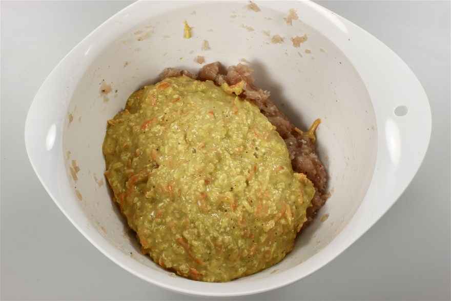 Kyllingefrikadeller 03 ... klik for at komme tilbage