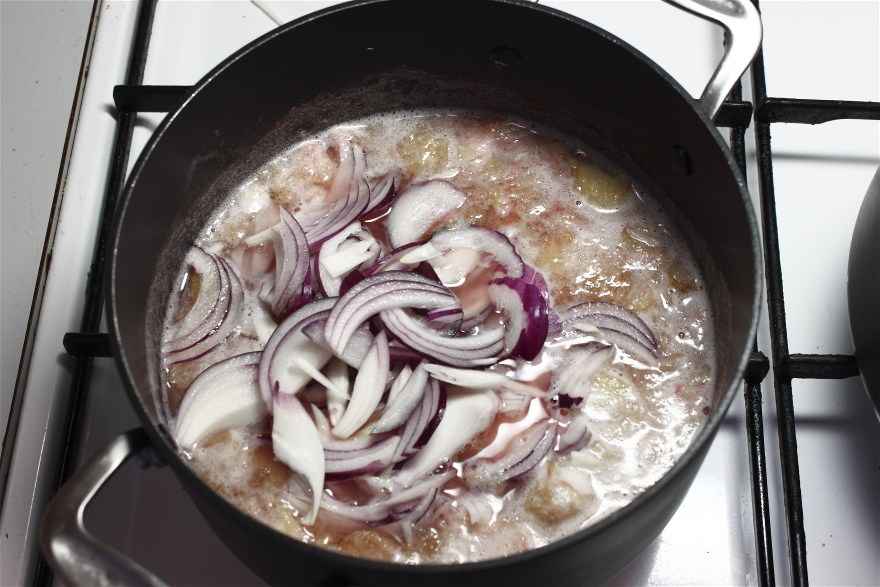 Stegt torsk med rabarbersauce og spinat- ærtesalat ... klik for at komme tilbage