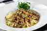 Sprængt oksebryst i champignonsauce med pasta ... klik på billedet for at komme tilbage