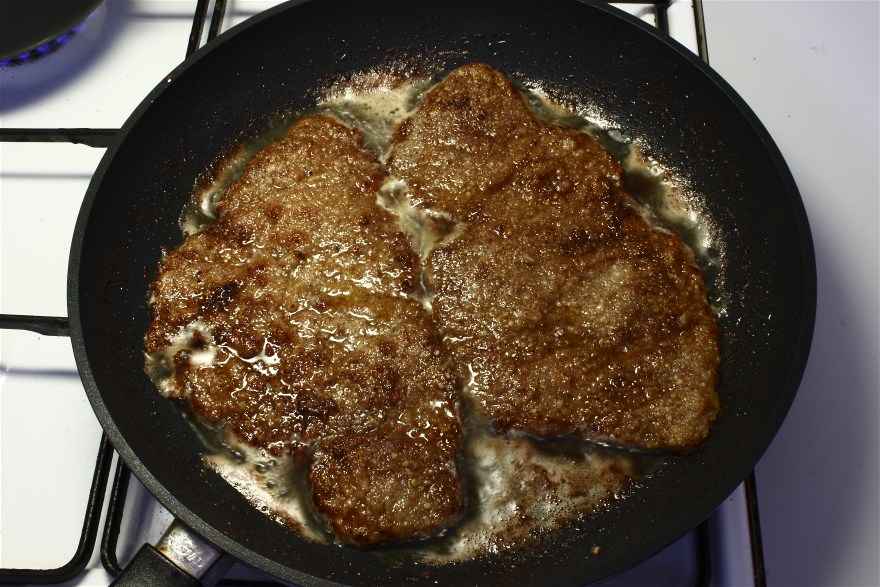 Wienerschnitzel med klassisk tilbehør ... klik for at komme tilbage