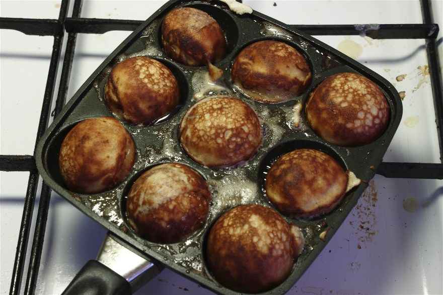 Gammeldags æbleskiver ... klik for at komme tilbage