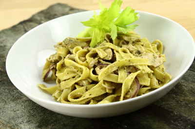 pasta pesto kylling opskrift pasta pesto kylling opskrift