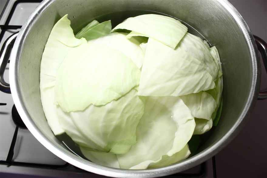 Farseret hvidkål i form med kartofler og hvid sovs ... klik for at komme tilbage