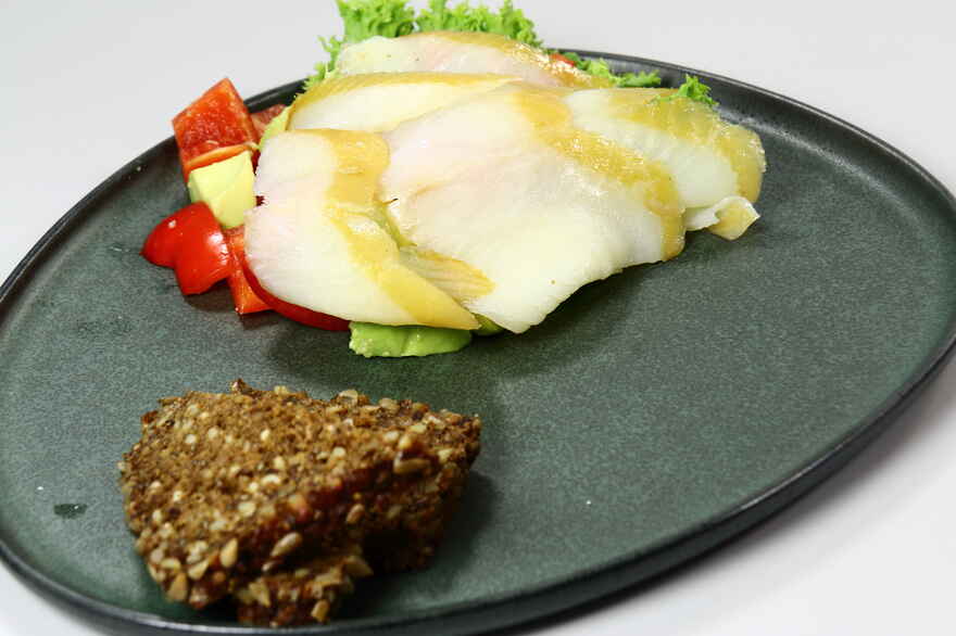 Røget hellefisk med avocado og rød peber ... klik for at komme tilbage