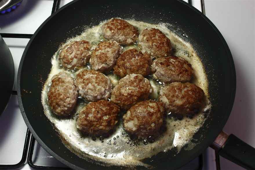 Farmors frikadeller ... klik for at komme tilbage