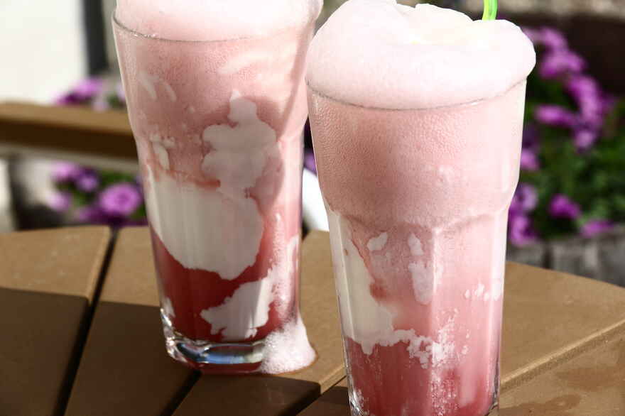 Ice cream soda ... klik for at komme tilbage