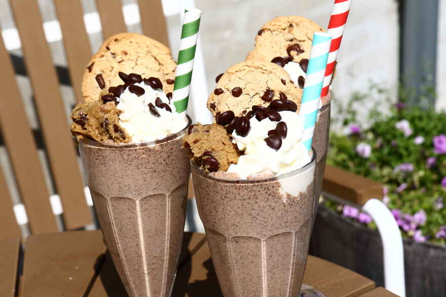 Cookie Dough Milkshake ... klik for at komme tilbage