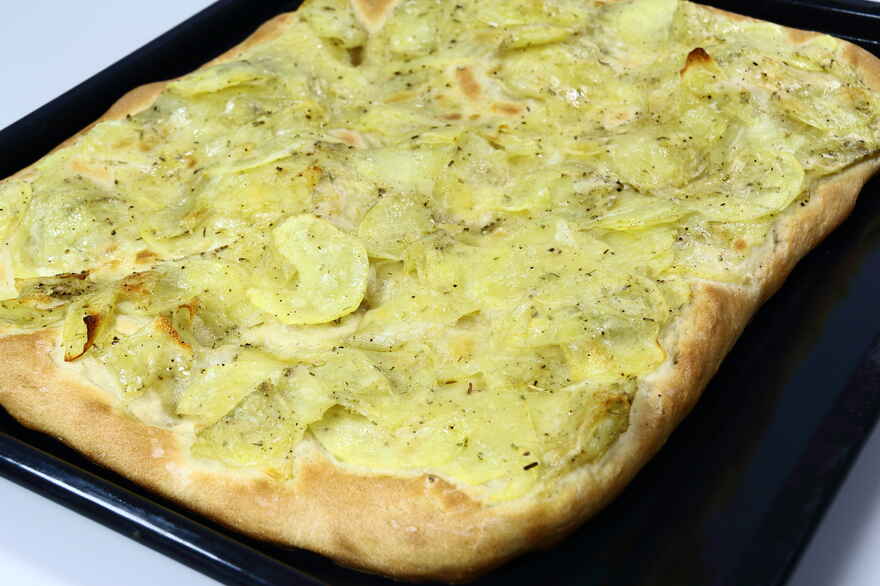 Kartoffelpizza med pesto ... klik for at komme tilbage