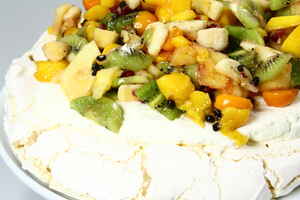 Pavlova med frugtsalat, billede 4