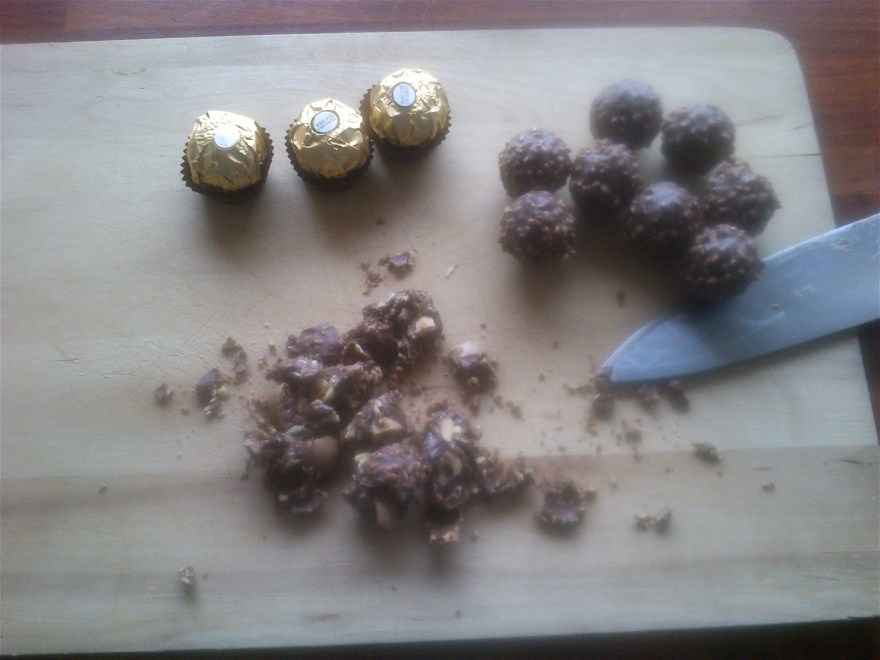 Ferrero Rocher is ... klik for at komme tilbage