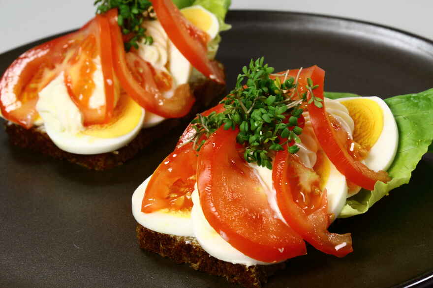 Æg og tomat smørrebrød ... klik for at komme tilbage