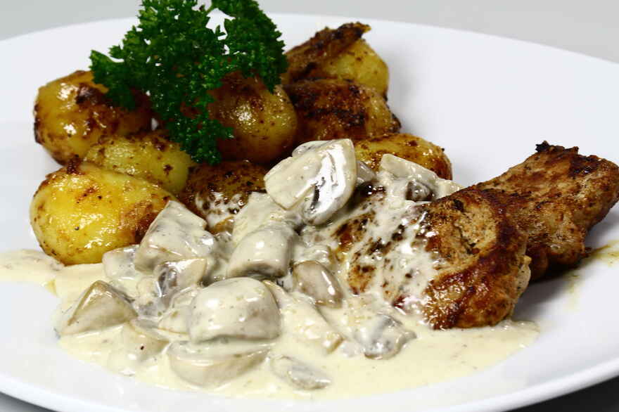 Mørbrad a la creme med champignon ... klik for at komme tilbage