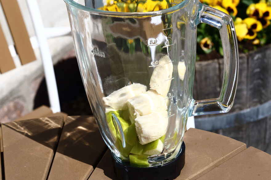Smoothie med æble og banan ... klik for at komme tilbage