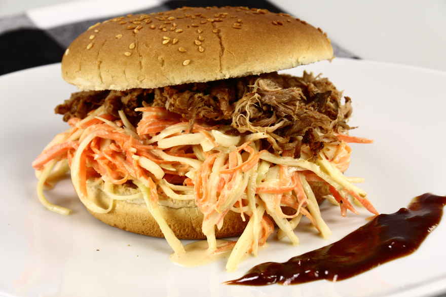 Pulled med coleslaw pulled pork Opskrift