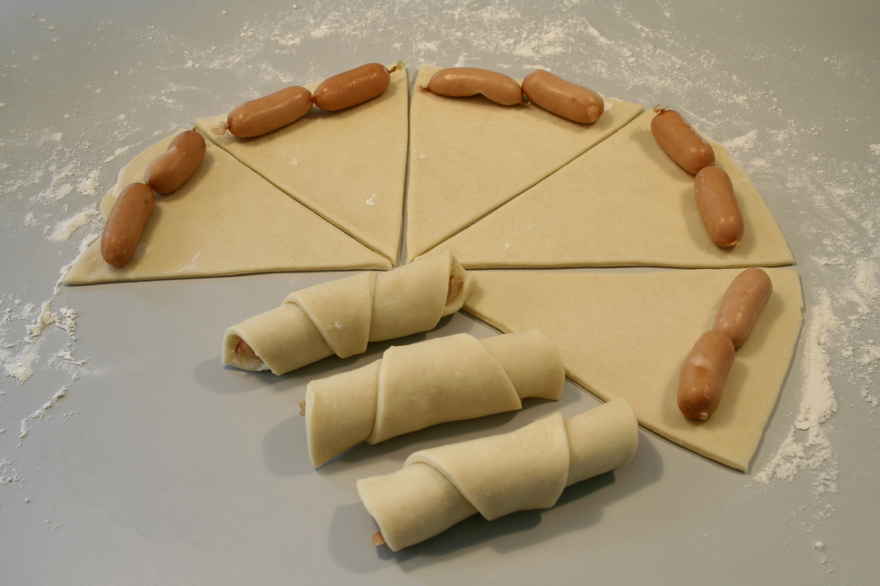Pølsehorn (cocktail-pølser) ... klik for at komme tilbage