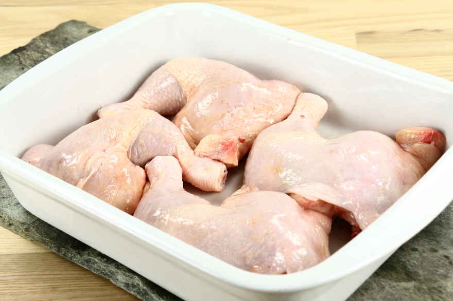 Ovnstegt kyllingelår med ris i kyllingesky ... klik for at komme tilbage
