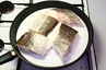 Hvidvinsdampet torsk på bund af squash og basilikum, billede 1