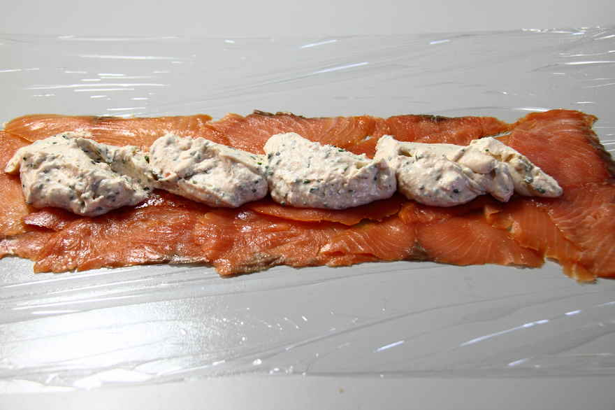 Lakseroulade med brøndkarse og flutes ... klik for at komme tilbage