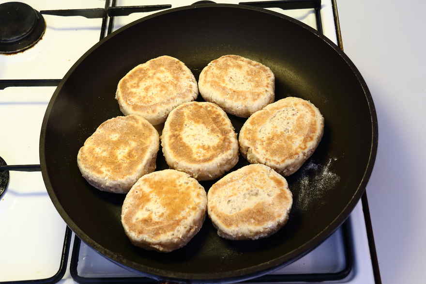 English Muffins koldhævede ... klik for at komme tilbage