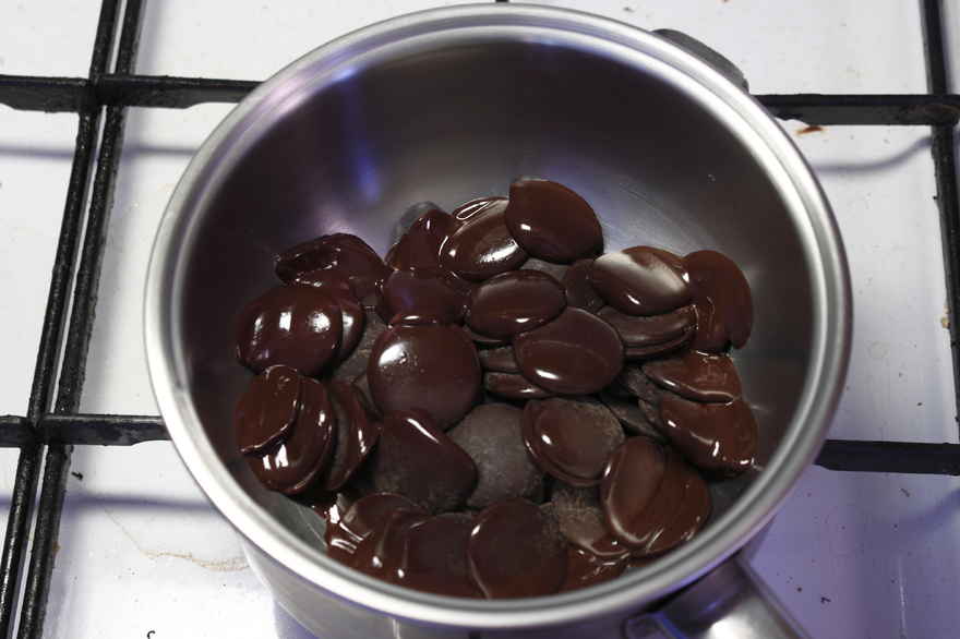 Chokolademousse, klassisk fransk ... klik for at komme tilbage