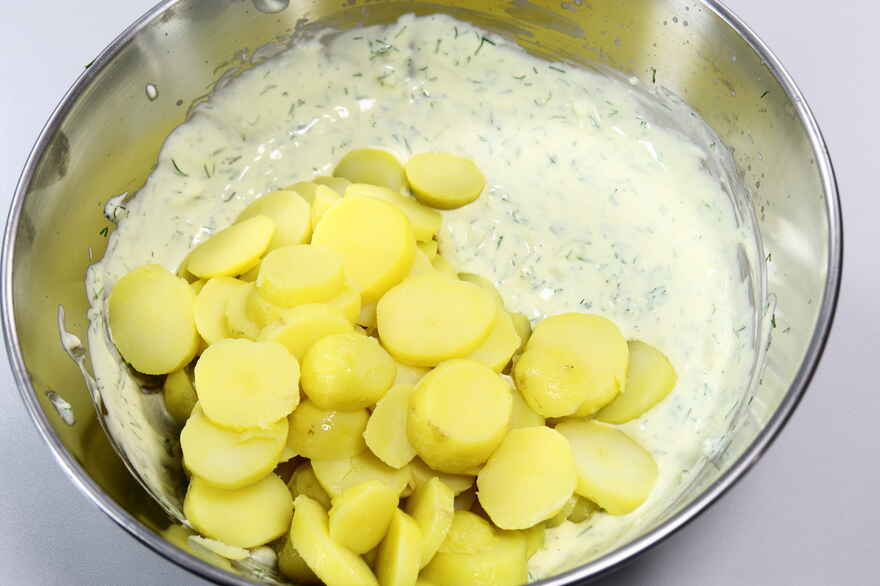 Kartoffelsalat med dild ... klik for at komme tilbage