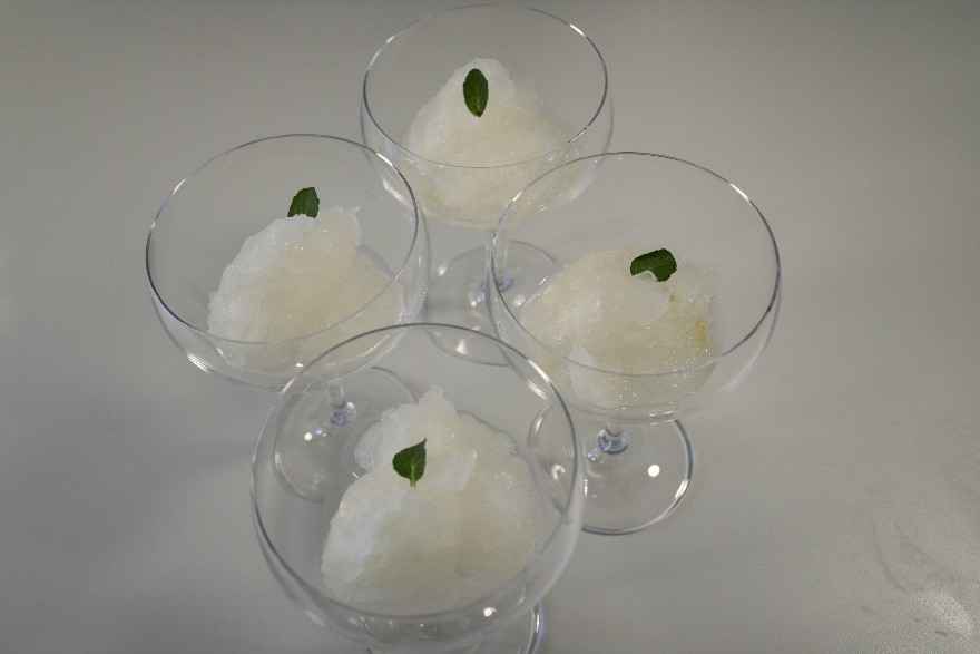 Champagnesorbet ... klik for at komme tilbage