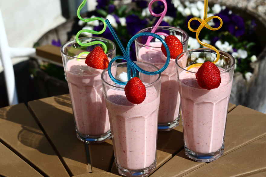 Jordbærmilkshake - Jordbær milkshake ... klik for at komme tilbage