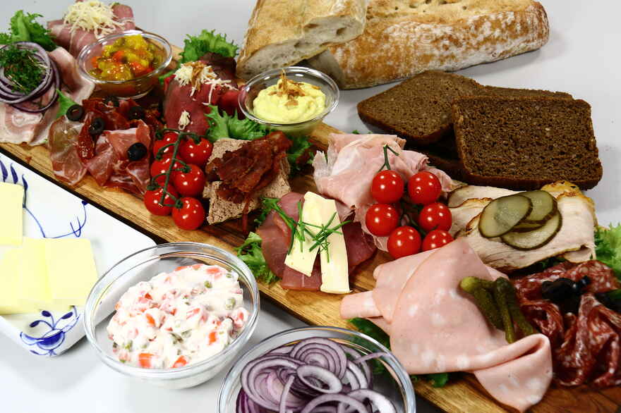 Pølsebord - Pålægsfad ... klik for at komme tilbage