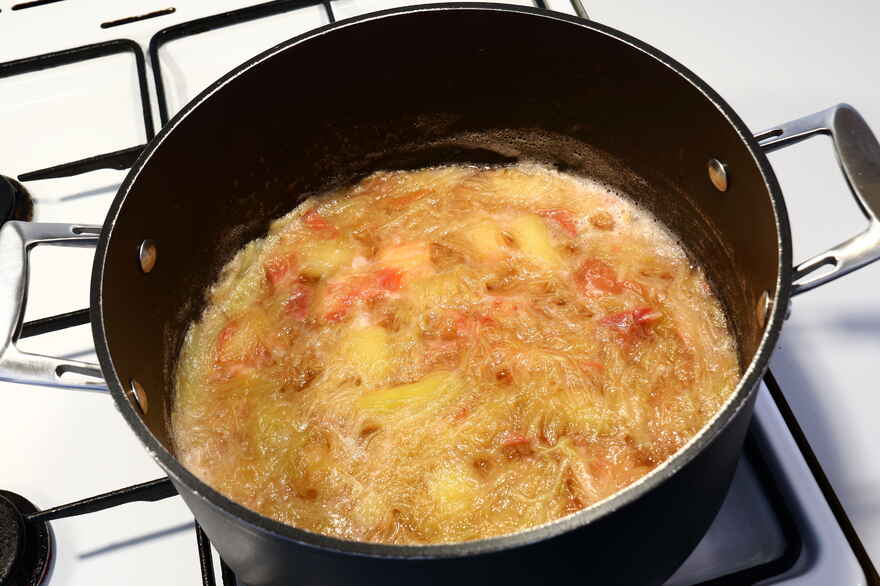 Rabarbersirup ... klik for at komme tilbage