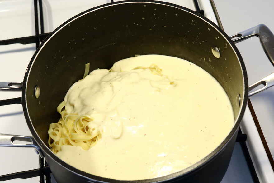 Pasta med ostesovs ... klik for at komme tilbage