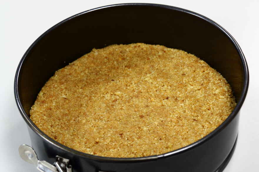 Koldskålskage ... klik for at komme tilbage