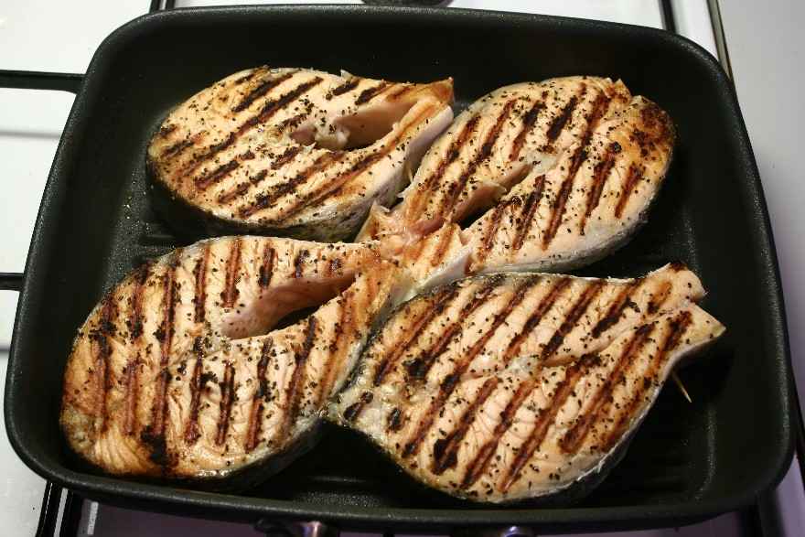 Grillede laksesteaks med aspargessalat ... klik for at komme tilbage