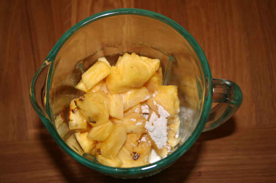 Ananas-mandel milkshake ... klik for at komme tilbage