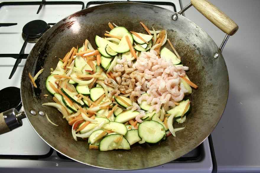 Asiatisk wok med rejer (fedtfattig) ... klik for at komme tilbage