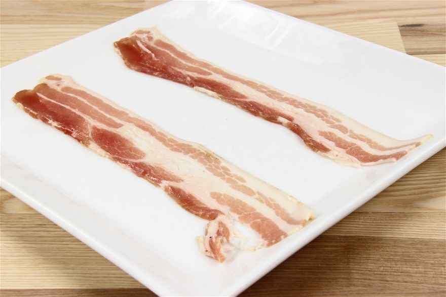 Bacon, æg og tomat (Mikroovn) ... klik for at komme tilbage