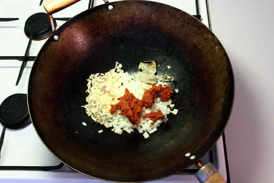 Rød kalkun-curry med kokosmælk ... klik for at komme tilbage