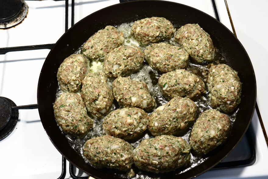 Lammefrikadeller ... klik for at komme tilbage