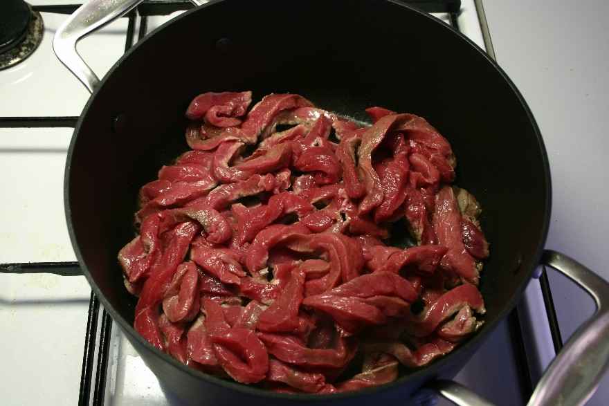 Ristaffel med oksekød ... klik for at komme tilbage