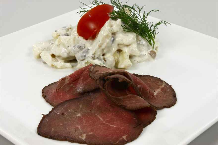 Fedtfattig kartoffelsalat med roastbeef ... klik for at komme tilbage