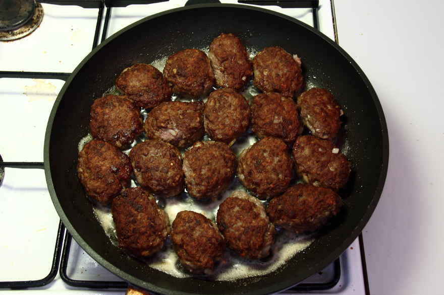 Oksefrikadeller ... klik for at komme tilbage