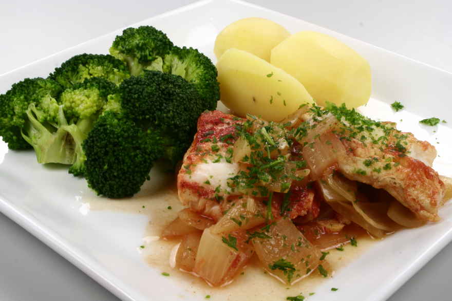 Fisk i tomatsauce ... klik for at komme tilbage