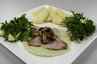 Helstegt svinemørbrad med salat, svampe og avocado-mousse ... klik på billedet for at komme tilbage