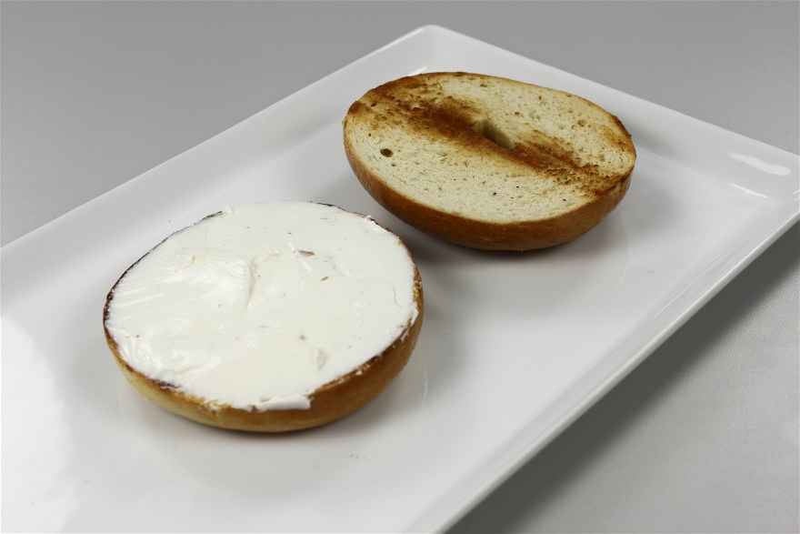 Bagel med laks og kapers ... klik for at komme tilbage