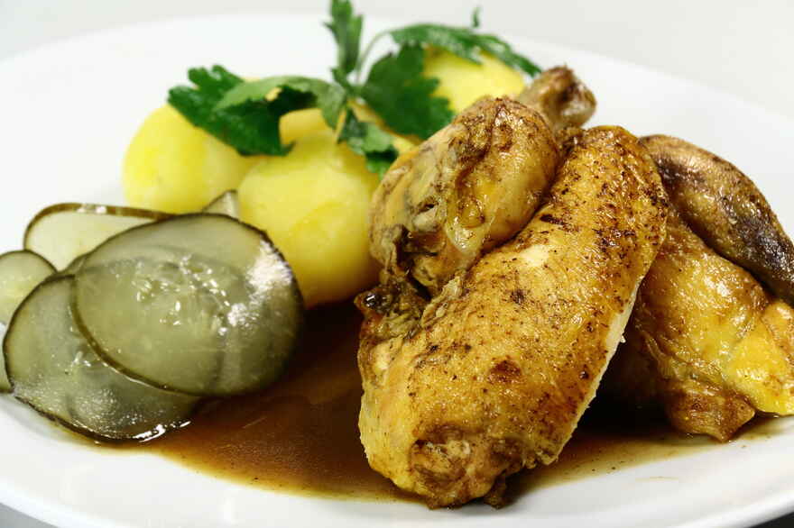 Poussin med vildtsauce ... klik for at komme tilbage