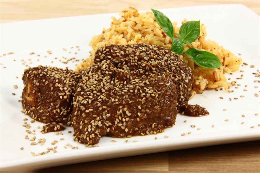 Mole Poblano de Guajolote (Kalkun i chokoladesauce) ... klik for at komme tilbage