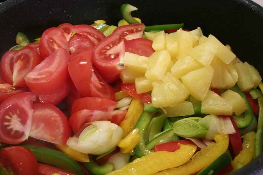 Kalkunstrimler med grøntsager og ananas ... klik for at komme tilbage